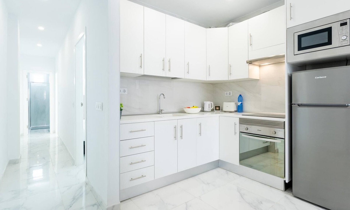 San Isidro Apartment | 2 Moderno Edificio Emilia