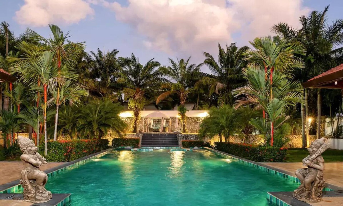 Nai Harn Villa | 2000㎡ 5Bedroom Perfect Location Private Pool Villa