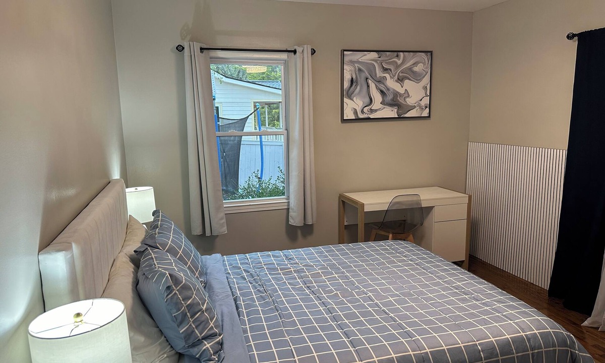 Marietta House | 4-bedroom house/2 suite. Total 3 amazing bathrooms Marietta with AC, WiFi