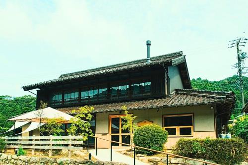 Okazaki Apartment | A luxurious accommodation experience surrounded by nature