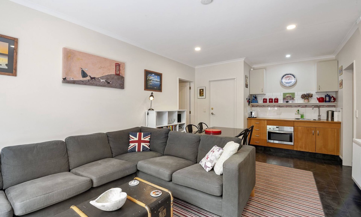 Acacia Bay House | Acacia Bay Retreat - Acacia Bay Holiday Home