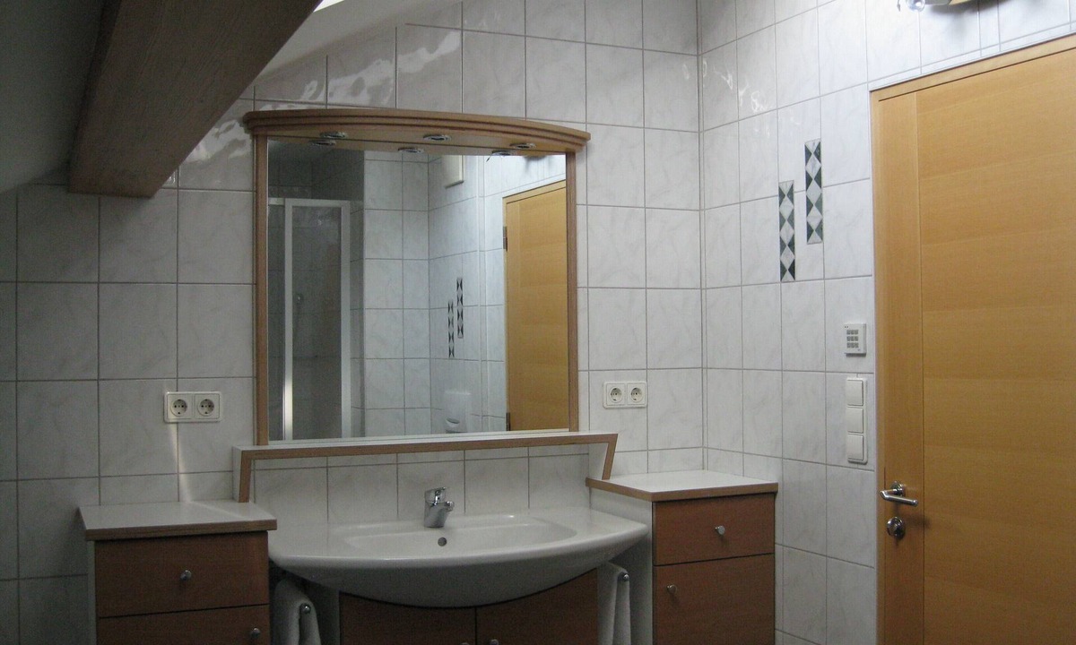 Ried im Zillertal Apartment | APART KOPP - 1 apartment 2 - 4 pers. - child-friendly - close to the center - garden