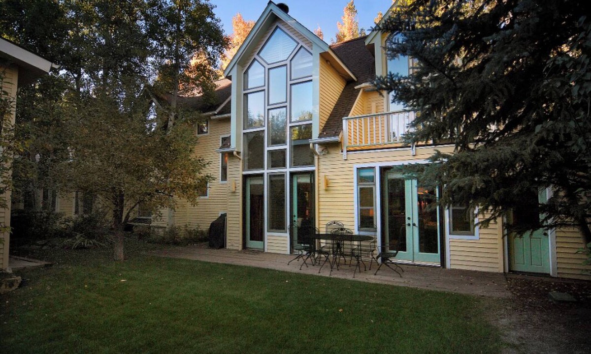 West End Boat Rental | Aspen Jewel