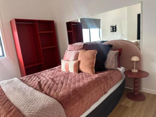 Mount Gravatt East House | Aurora Studio & Court Yard Private Pet Friendly Free Parking