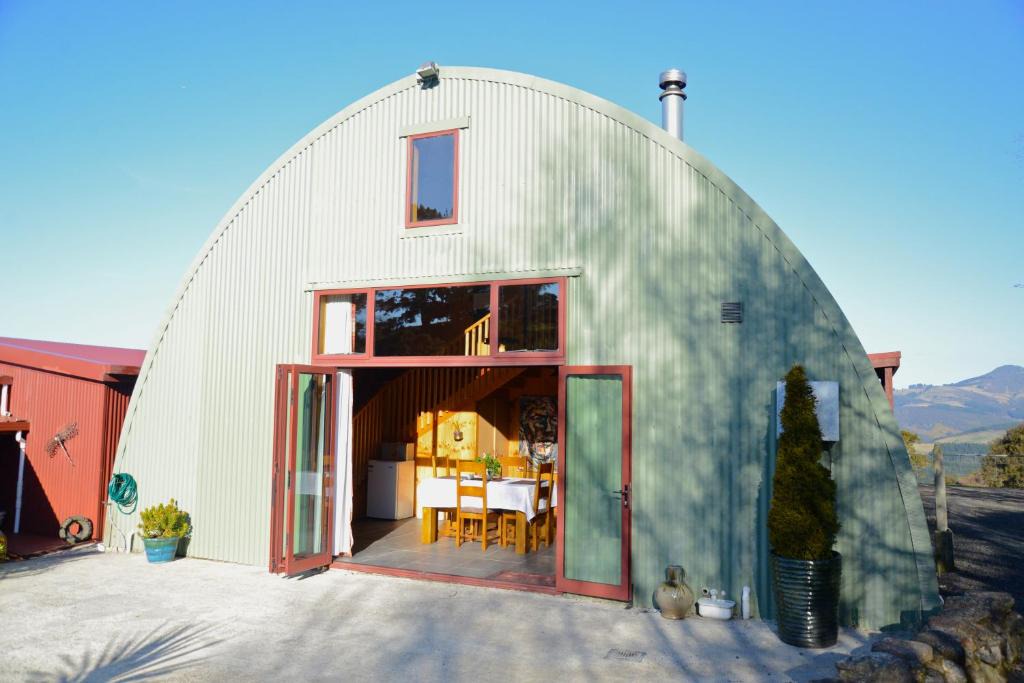 Waitati Bed & Breakfast | Barn Bed and Breakfast