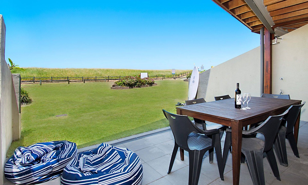 Lennox Head Apartment | Beach front townhouse which has everything you need for a great holiday.