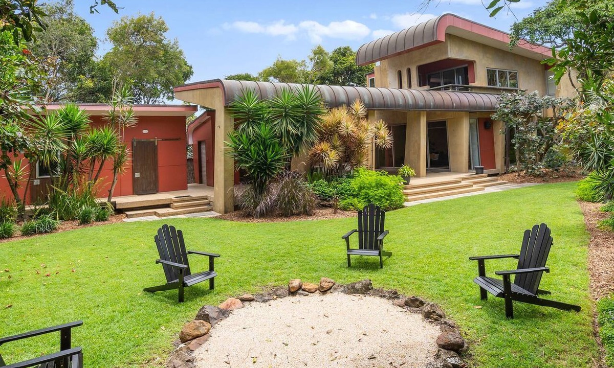 Casuarina House | Beachside Bungalow Casuarina - Pet-friendly