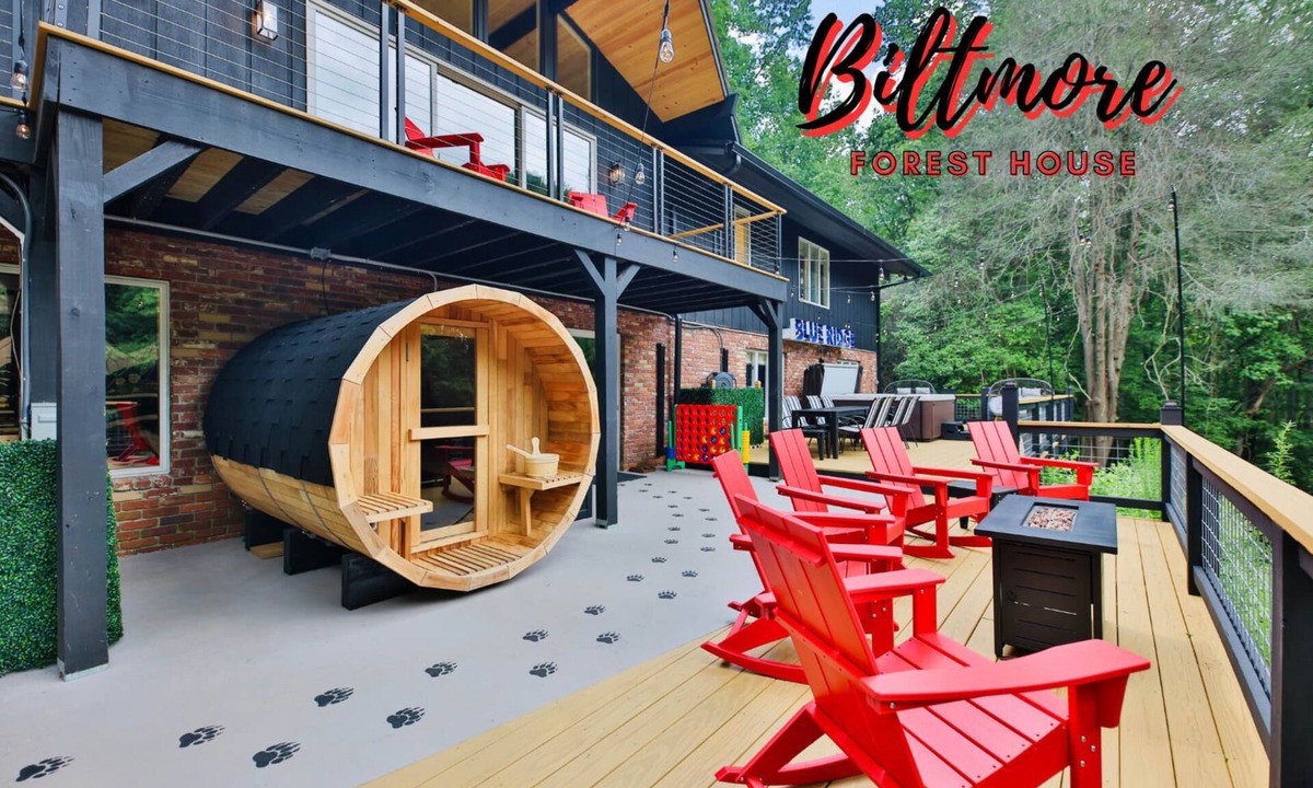 Skyland House | Biltmore Forest Retreat! Sauna Hot tub Game Rm
