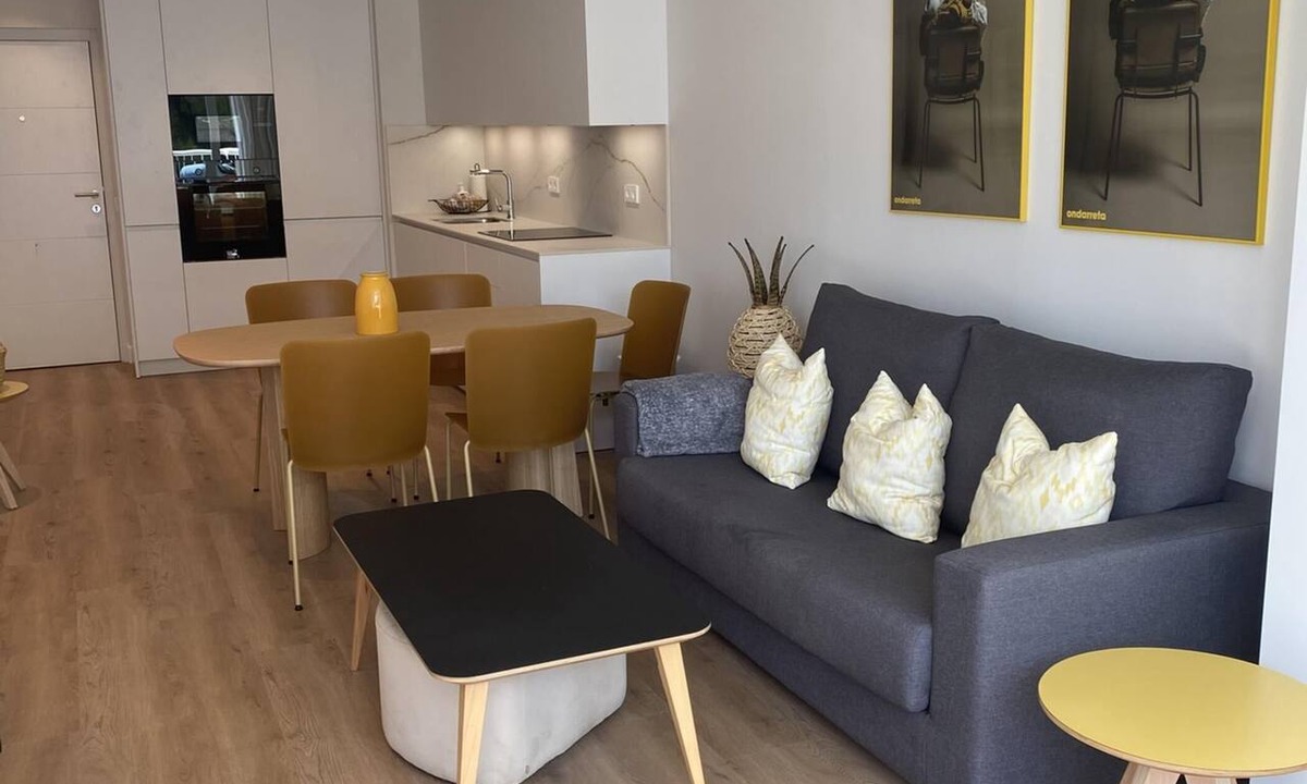 Golden Mile Apartment | Bright apartment on the second line of the beach, with a large terrace