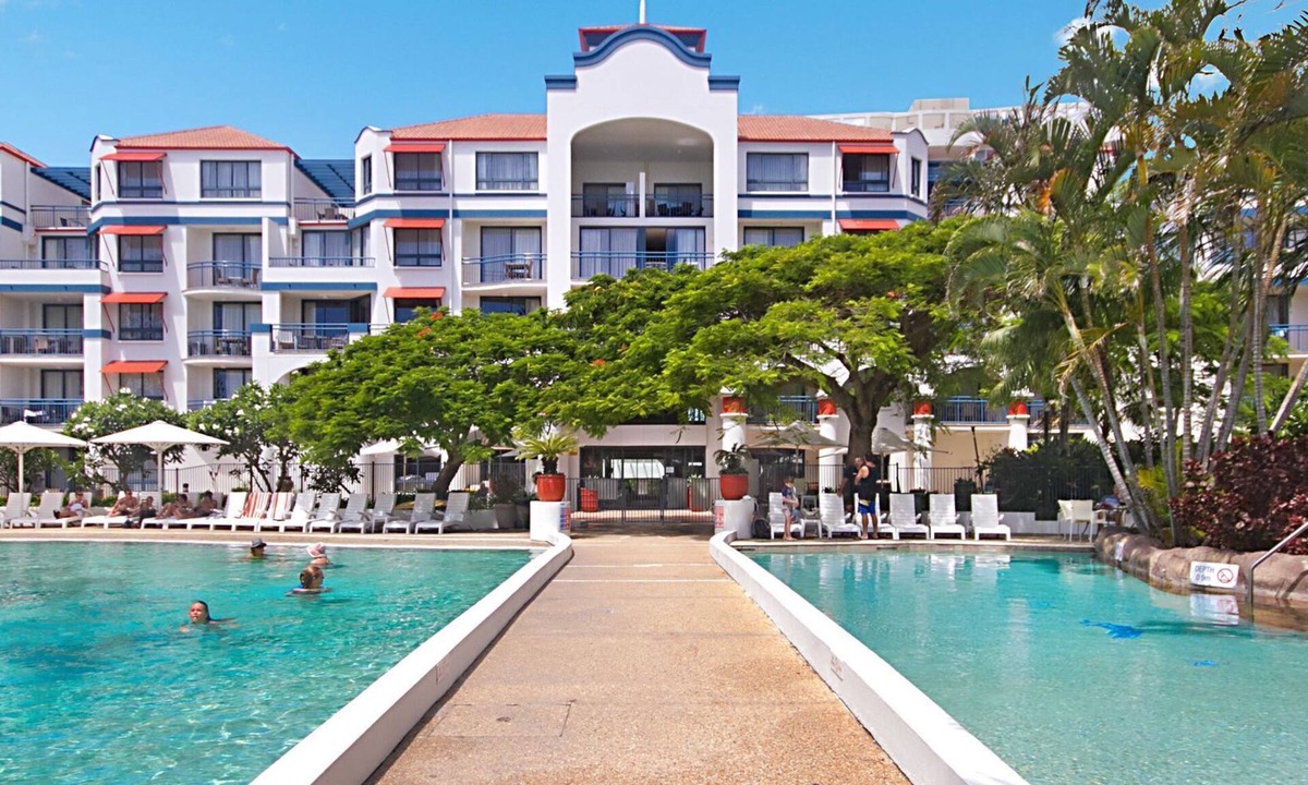 Coolangatta Apartment | Calypso Plaza Unit 220 - Coolangatta Beachfront - Min. 3 Night Stays!