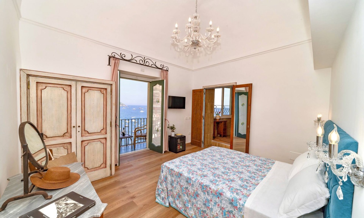 Chiesa Nuova House | Casa Cosenza Romantic Room Jacuzzi