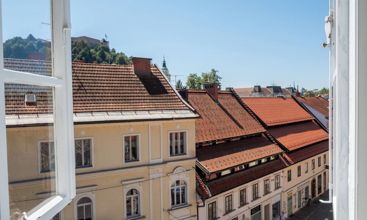 Ljubljana Old Town Apartment | Castle-view Apartment in the Heart of Ljubljana