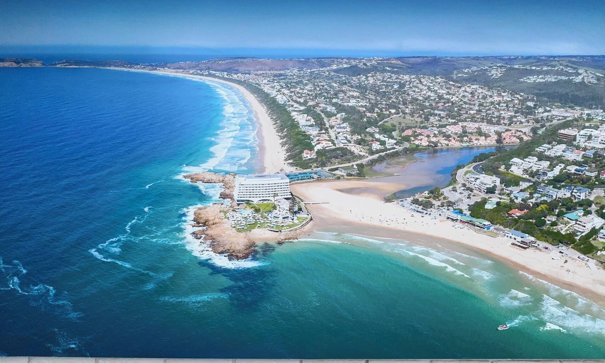Plettenberg Bay Apartment | Castleton 19B Family friendly apartment, in a secure resort, in Plettenberg Bay