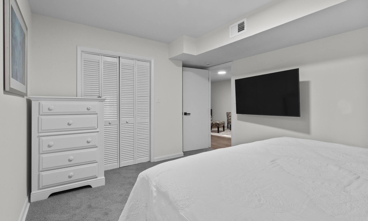 Marietta House | Chic & Comfy Stay Close to Everything