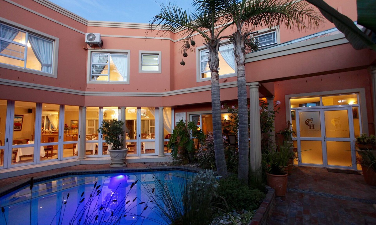 Sunset Beach Bed & Breakfast | Cinnamon House Bed and Breakfast