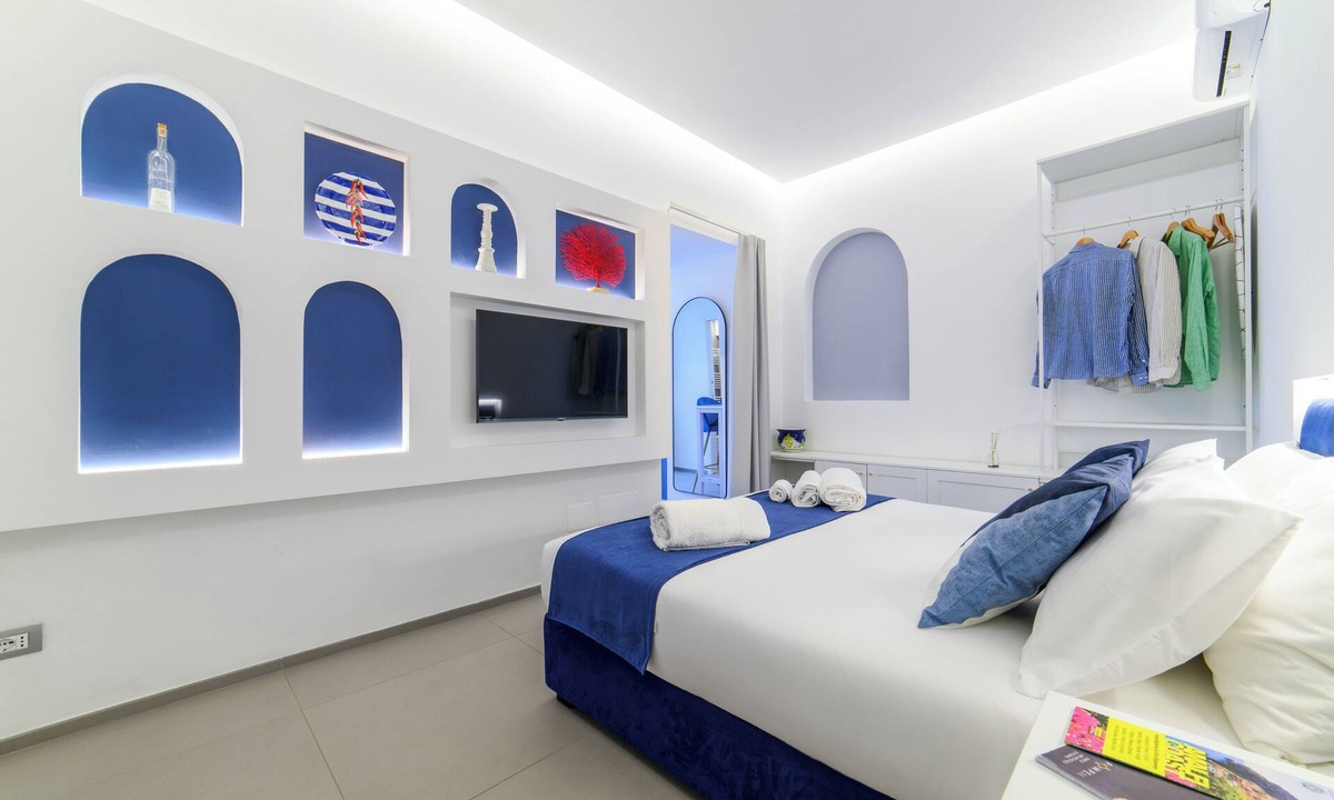 Vico Equense Apartment | Couples Retreat on the Sorrento Coast. Villa Emma Exclusive