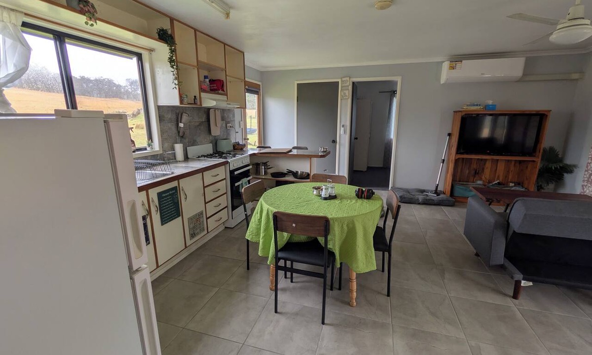 Undercliffe Cottage | Cozy 3Brm Cottage