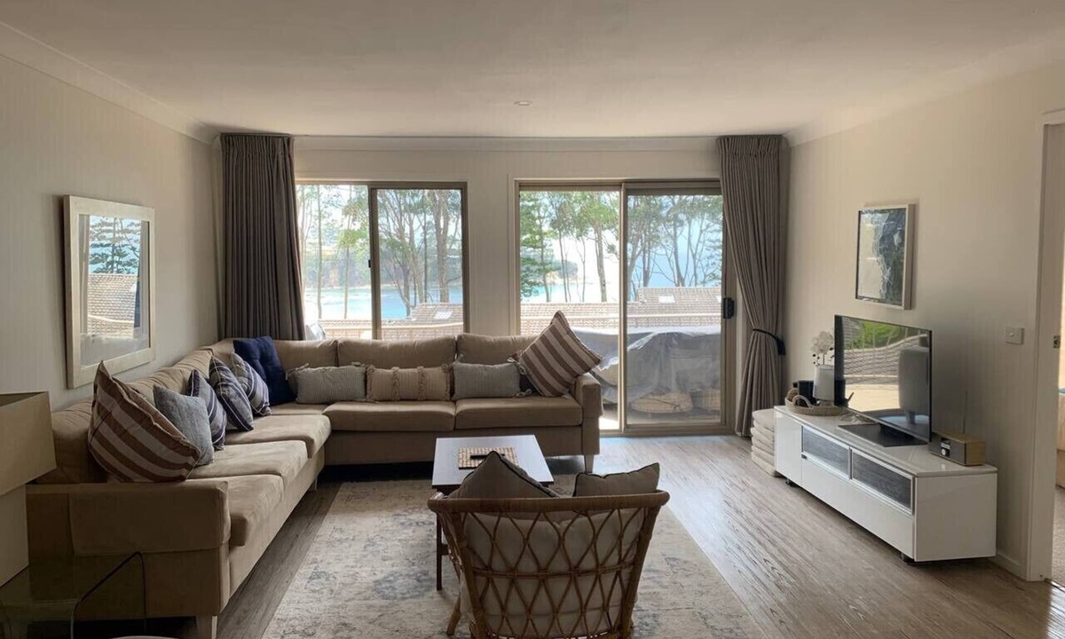 Denhams Beach Apartment | Denhams Beachfront
