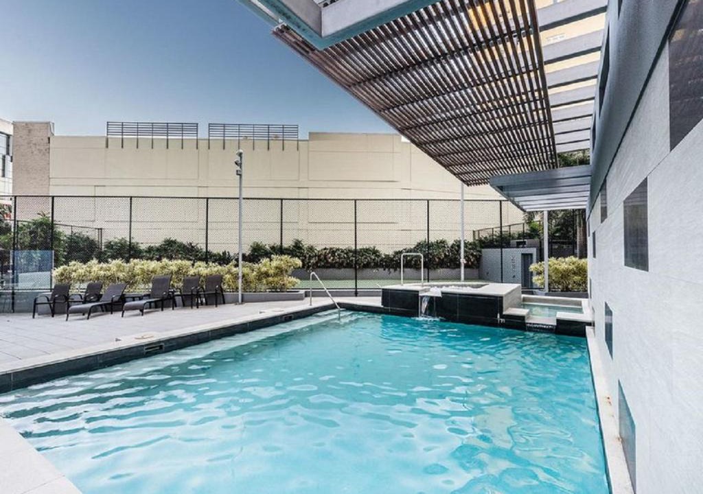 Brisbane Central Business District Apartment | Executive 3 Bedroom Family Suite - Brisbane CBD - Views - Netflix - Fast Wifi - Free parking