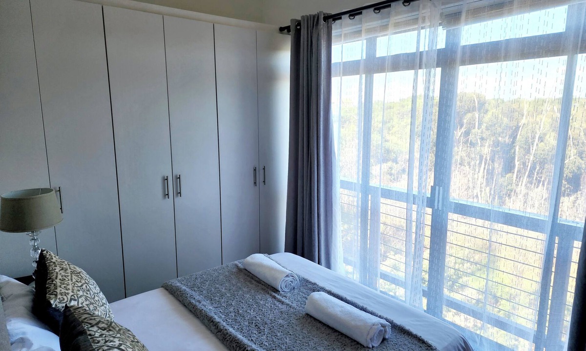 Onrus House | Fabulous 5-bedroom house in serene Onrusrivier perfect for families and Friends