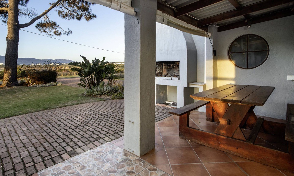 Fisherhaven Apartment | Fisherhaven - Four Bedroom Apartment, Sleeps 8