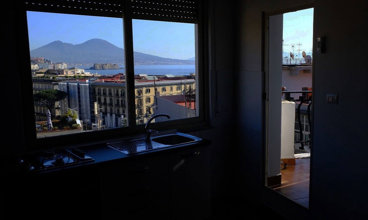 Mergellina Apartment | Fourth Ramp