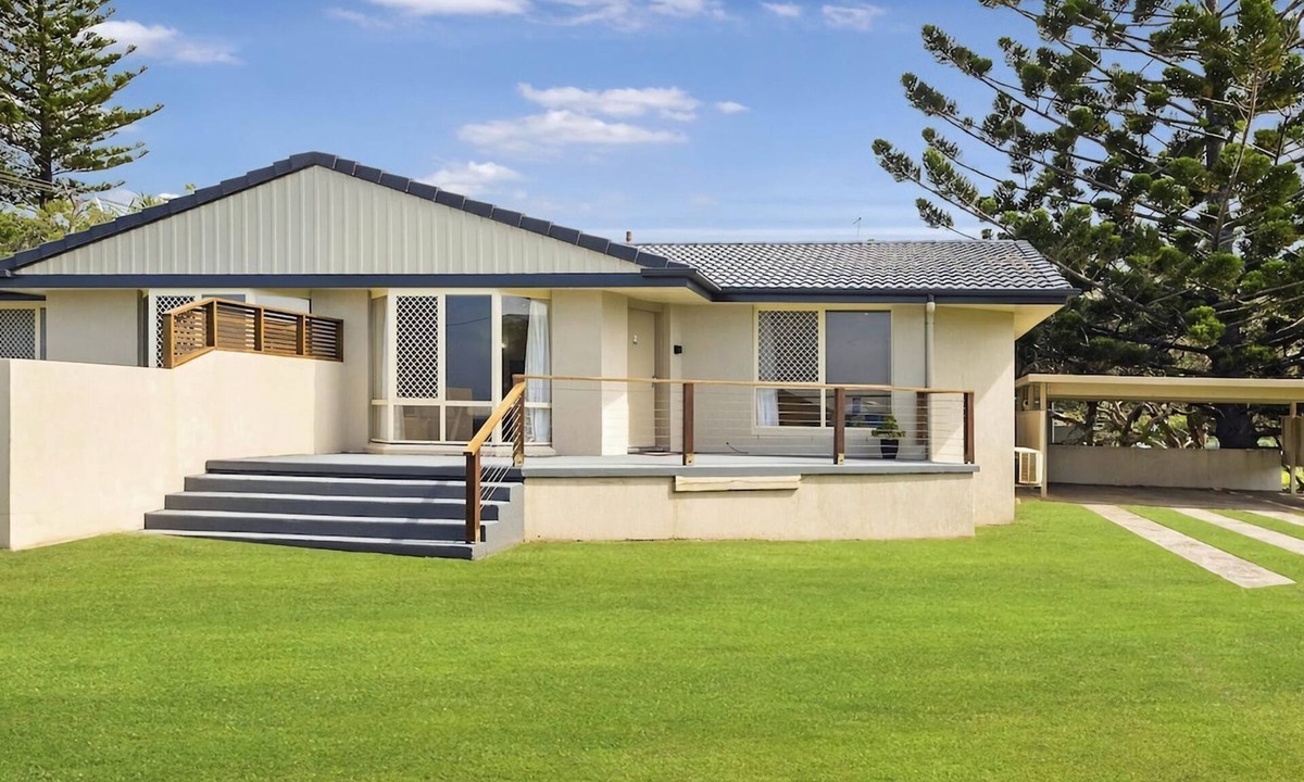 East Ballina Villa | Haere Mai 2 - Relaxing Beach Home