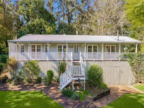 North Maleny House | Hidden Homestead