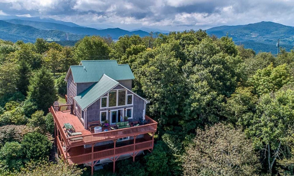 Seven Devils Cabin | High Country Escape with Views