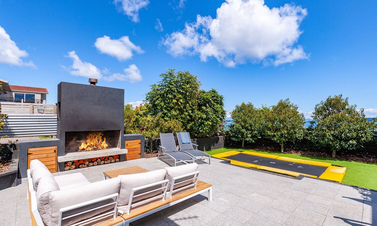 Hilltop House | Hot Tub, Beautiful Lake Views, Outdoor Entertaining Area, Close to town & lake