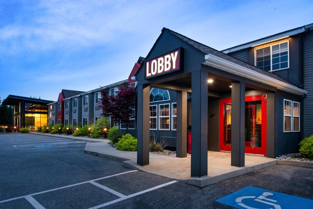 Ponderay Hotel | Hotel Ruby Sandpoint