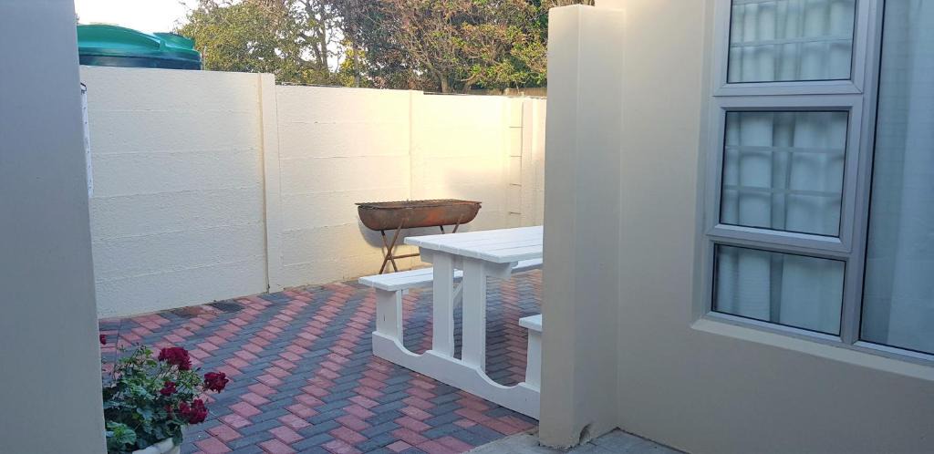 Gonubie House | Kelzane Self-Catering