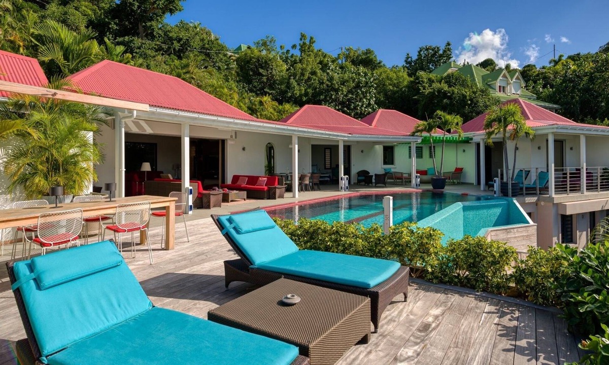 Morne Criquet Villa | La Maison Rouge (1/3 Rooms)