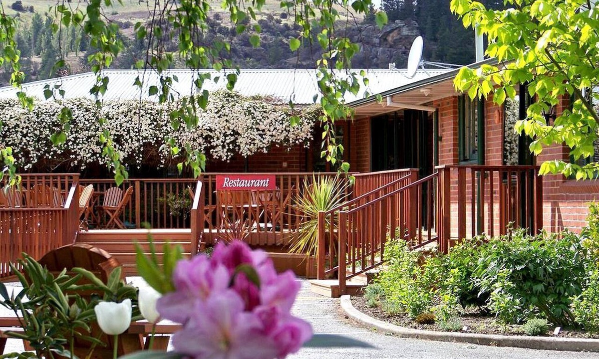Lake Roxburgh Village Cabin | Lake Roxburgh Holiday Accommodation in Central Otago, New Zealand