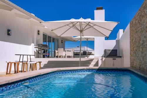 Voelklip House | Mimosa Voeklip Retreat - Pool & Gym Equipment