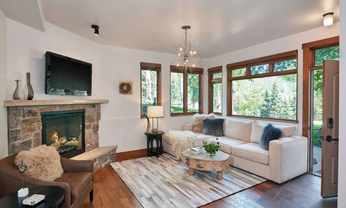 Snowmass Village Condo | Mountain-Chic Chalet | Aspenwood #KA | 2B/2B