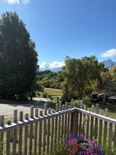 Dalefield Apartment | Mountain View Flat