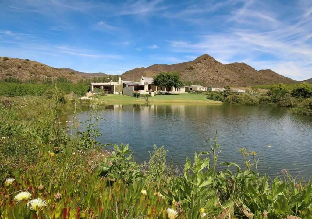 Montagu Apartment | New Beginnings Cottage