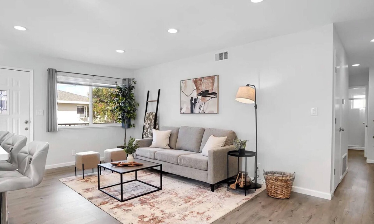 Del Monte Forest House | Nice 2-bedroom house in Del Monte Forest with WiFi access