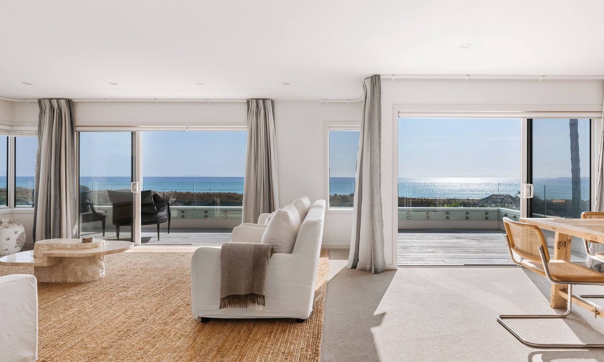 Papamoa Beach House | Oceanfront Abode - 3-Bedroom Beachfront Retreat with 180° Pacific & Mauao Views, Private Spa, Shared Tennis & BBQ