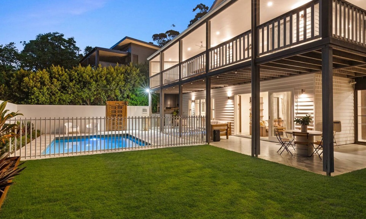 Suffolk Park House | Palmcliff House Secluded Coastal Haven Pool Family Luxury