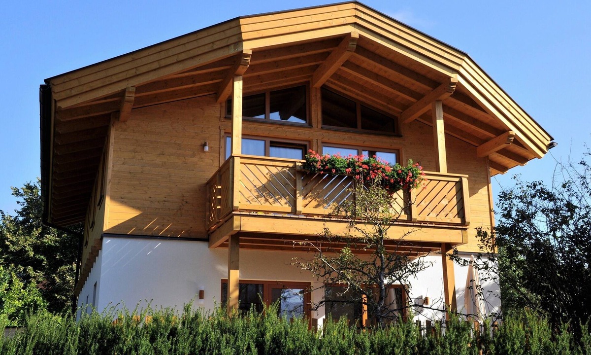 Lahntal Apartment | Penthousewohnung Mandl bei Zell am See Pool Sauna 70 qm