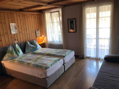 Unterseen Hotel | Post Hardermannli