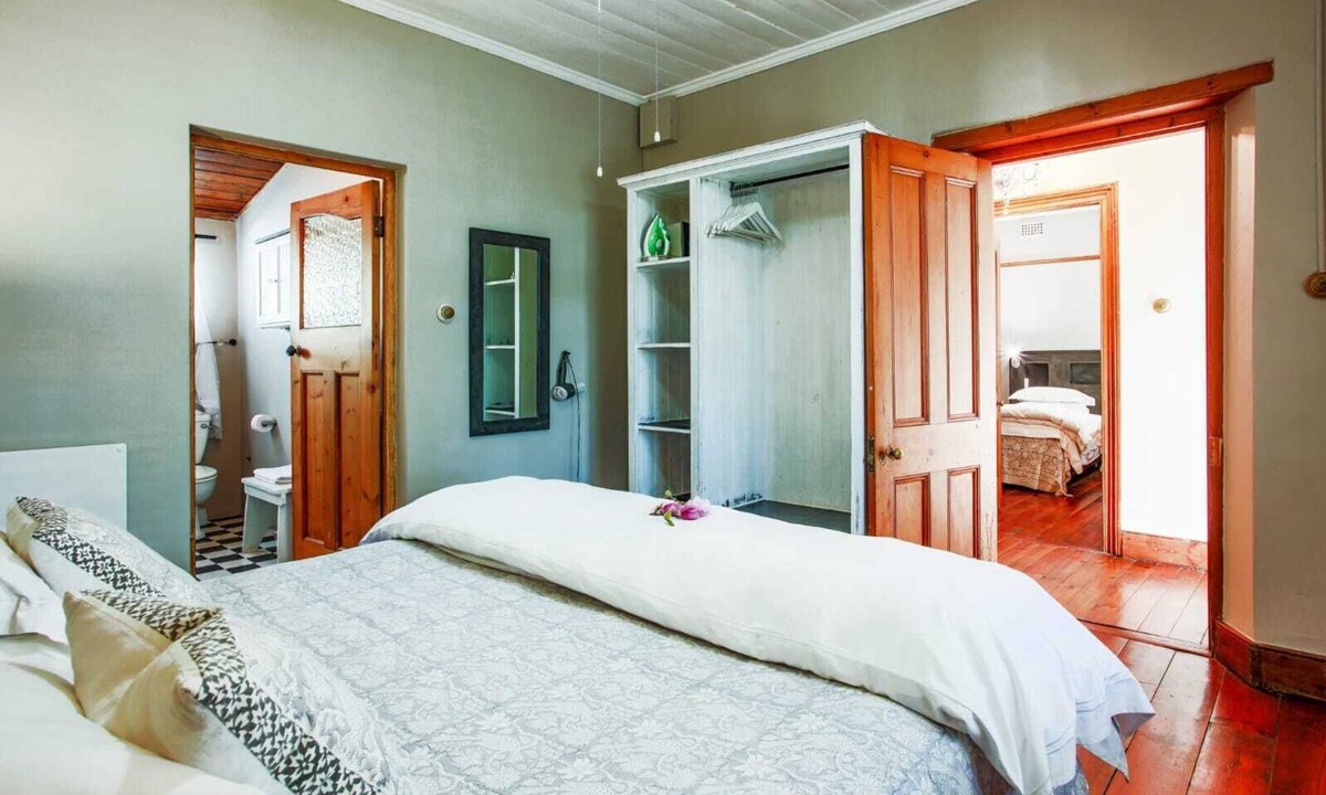 Newlands Cottage | Private heritage 2-bedroom cottage in Cape Town perfect for relaxing stays