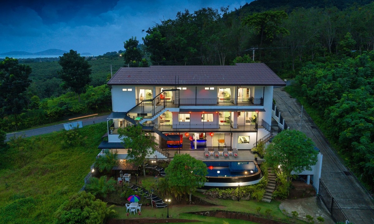 Chalong Villa | Private pool villa Nap Dau Crown for Family and Friends/Private Chef available