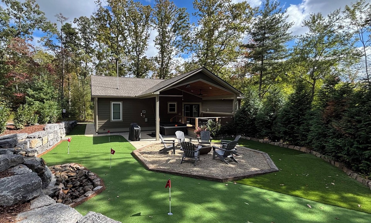 Bent Creek House | Reduced weekday stays! Putting green, hot tub & firepit!