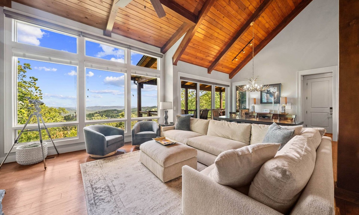 Deep Gap House | Resort Home–Scenic Views-Whispering Ridge Estate
