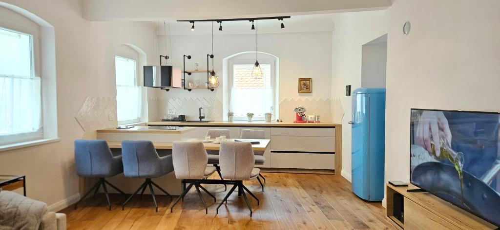 Ljubljana City Centre Apartment | Riva Residence in Old Town Ljubljana by the Cobblers' Bridge