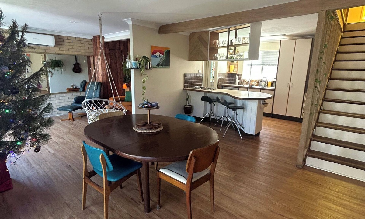 Tweed Heads West House | Riverside home, 5 minute drive to beach and airport