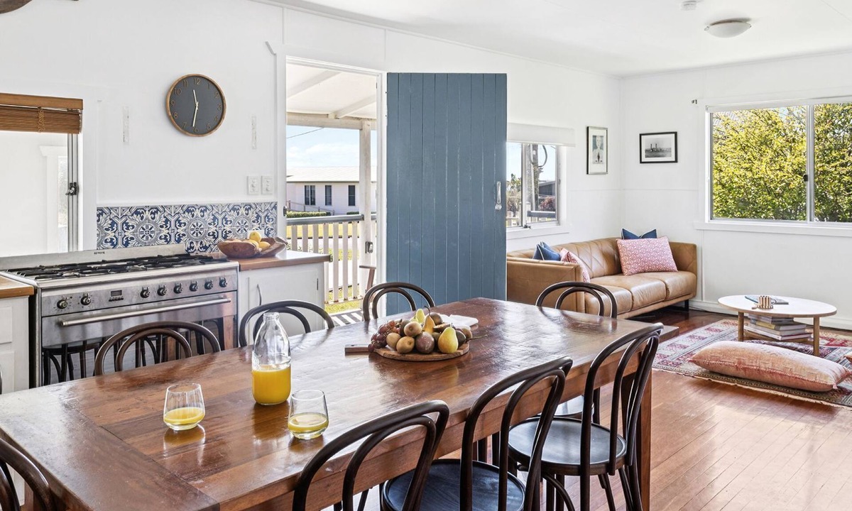 Angourie House | Salt Shack - Classic Angourie Beach Cottage Steps from Spooky Beach - Holiday Yamba